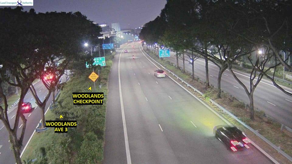 Woodlands Flyover, towards the checkpoint