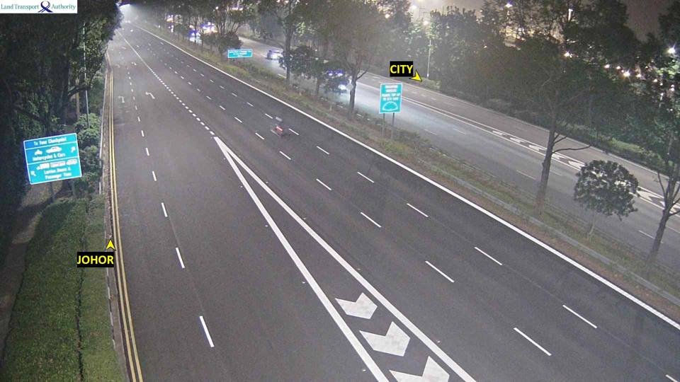 AYE after Tuas West Road, towards the checkpoint